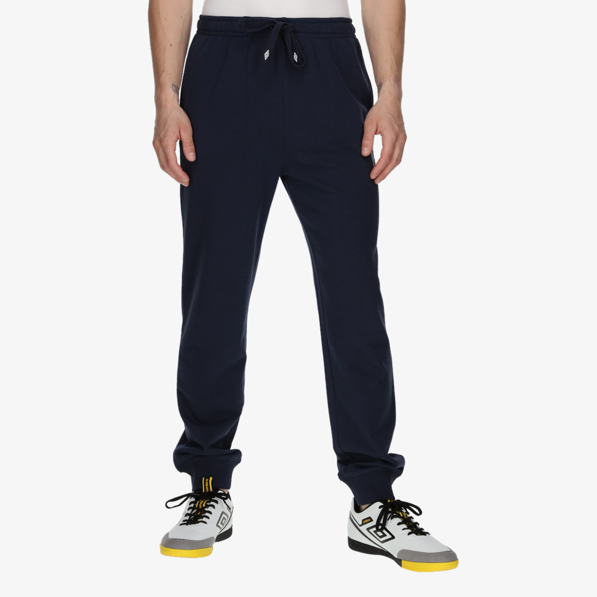 UMBRO BASIC CUFFED PANTS 