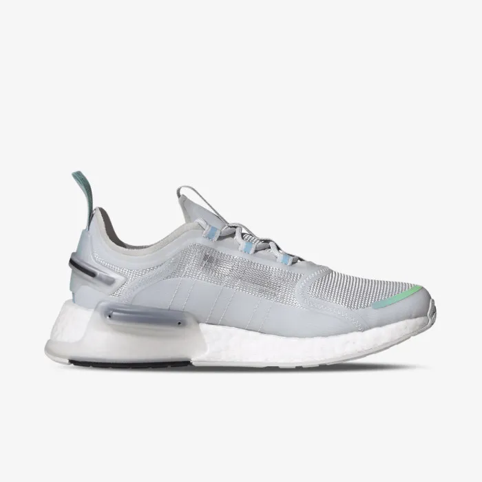 adidas NMD_V3